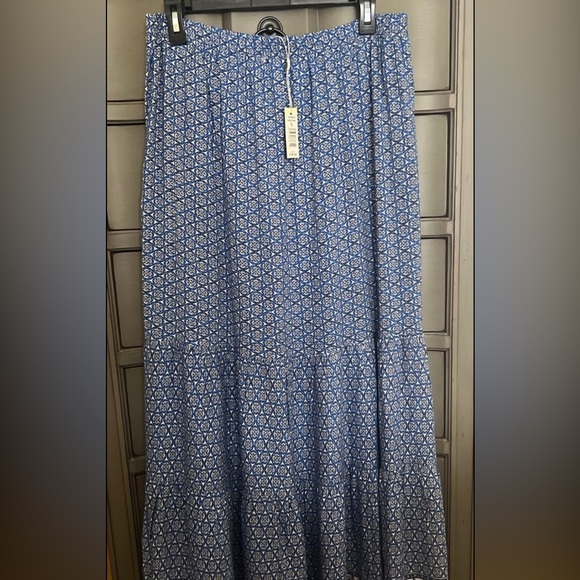 New Max Studio maxi skirt size L - Picture 4 of 14